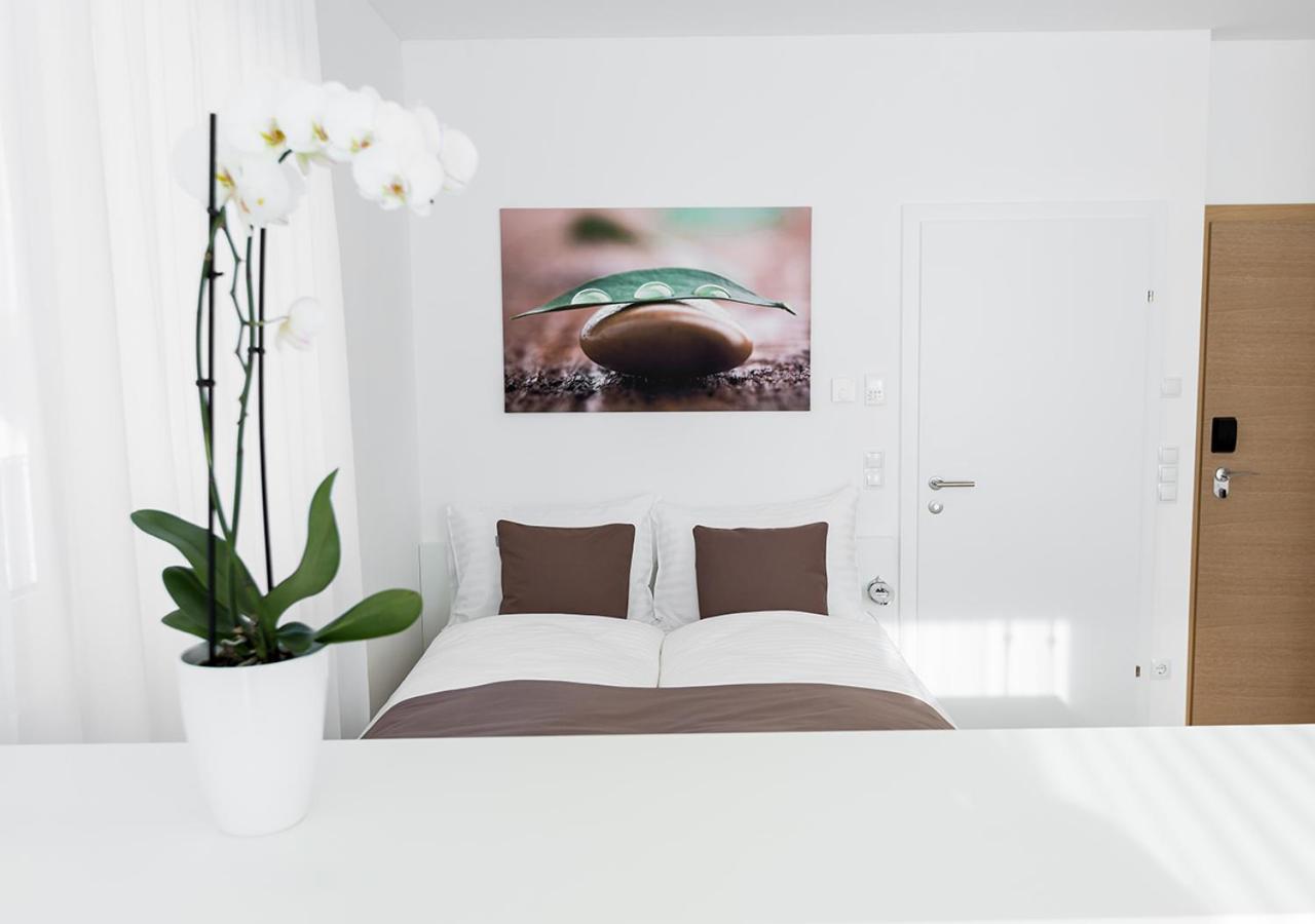Shome Hotel