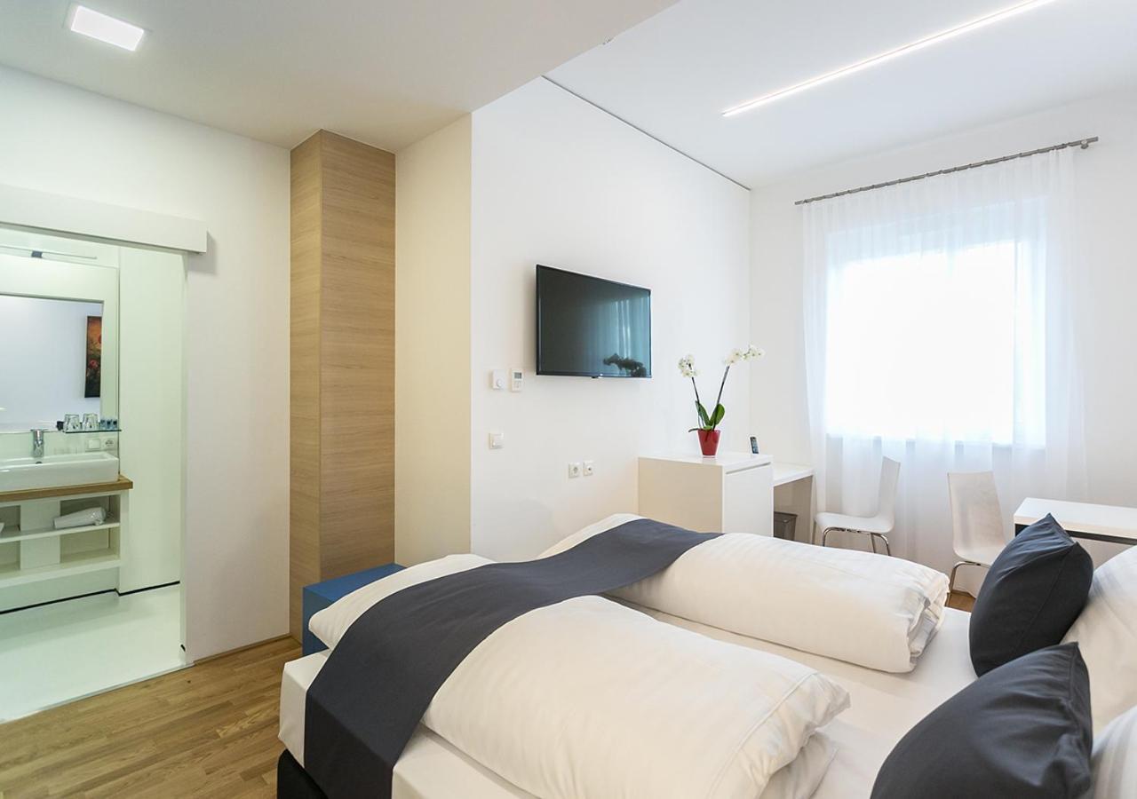 Hotel Shome