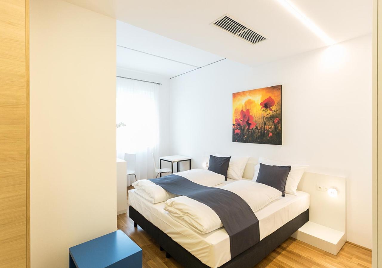 Hotel Shome 4*