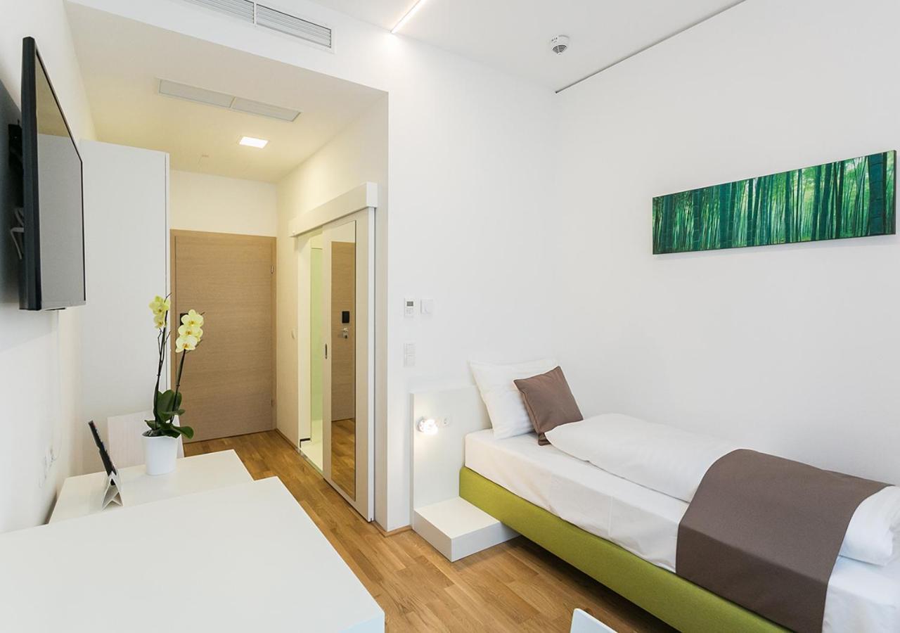 Shome Hotel 4*